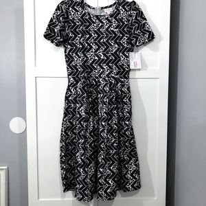 NWT LuLaRoe Amelia dress Size Medium